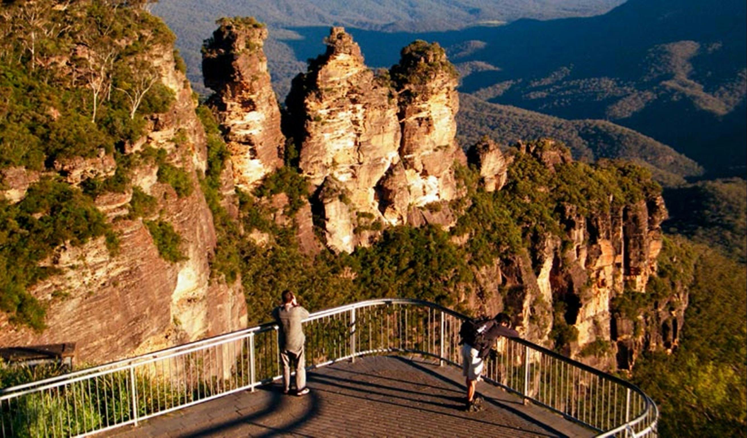 Three Sisters Nsw Holidays And Accommodation Things To Do Attractions