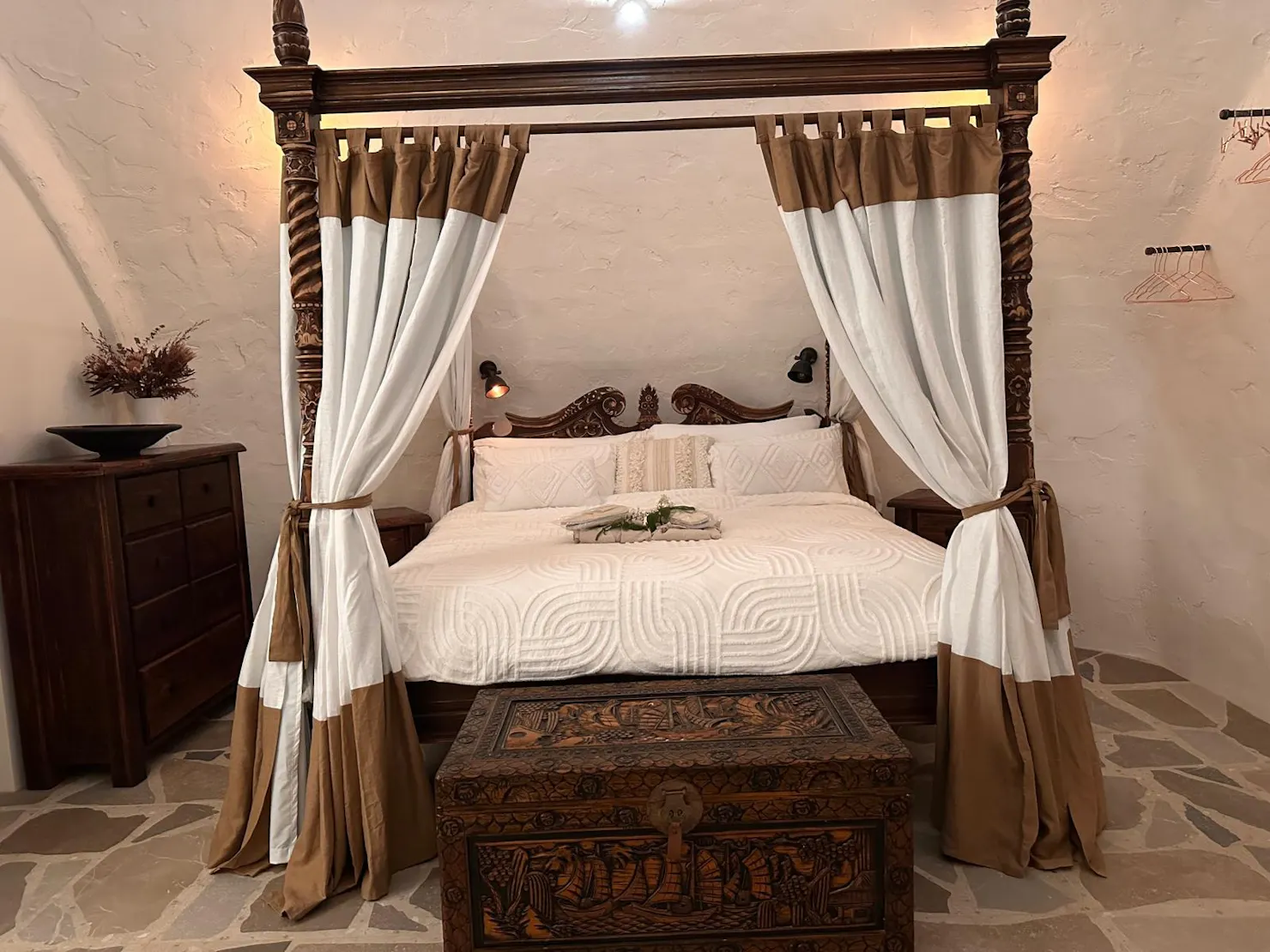 King Side Bed