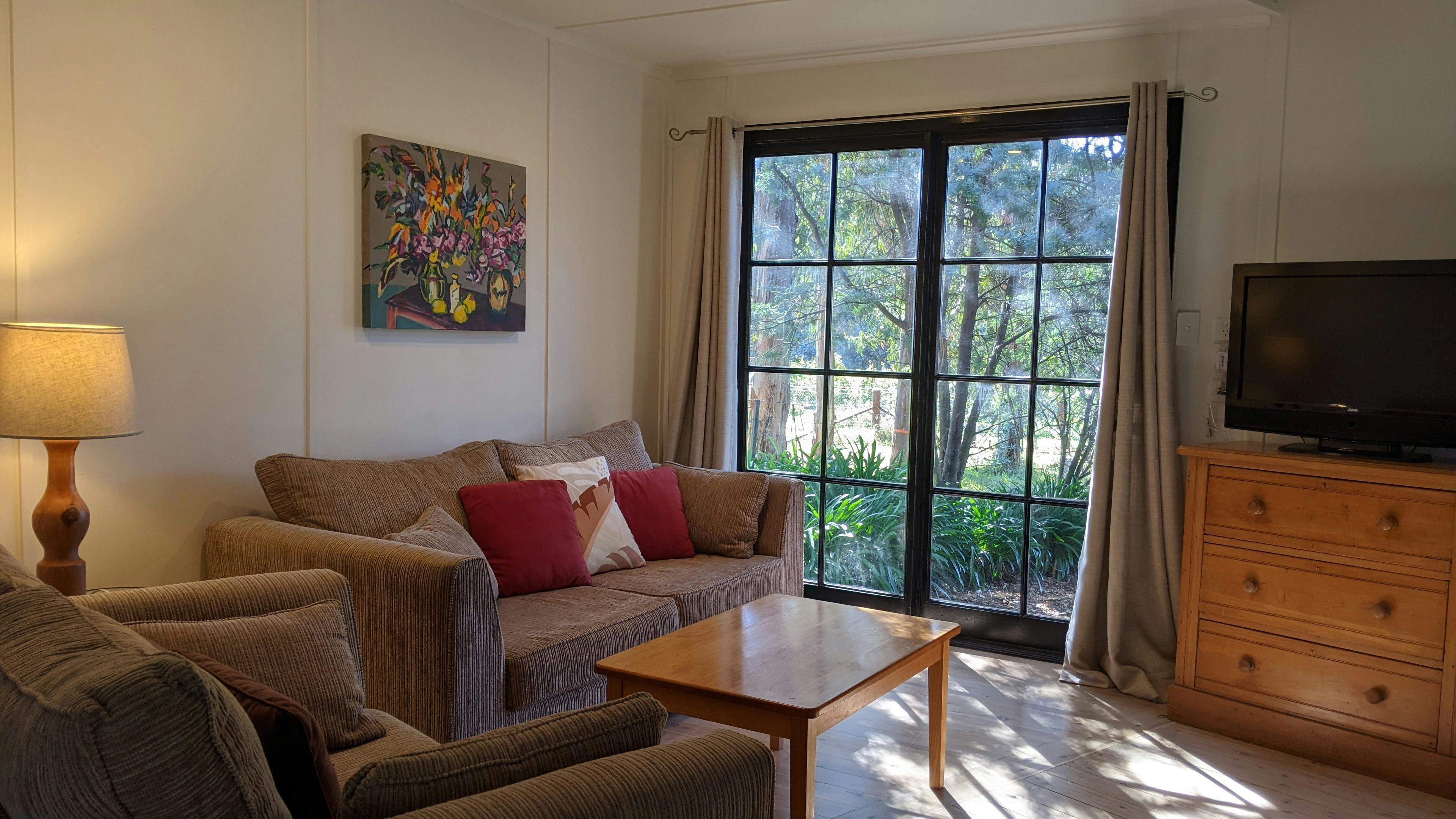 Cottage - lounge room