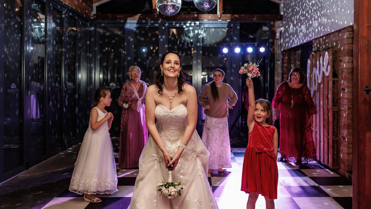 Wedding Photography Bride Bouquet