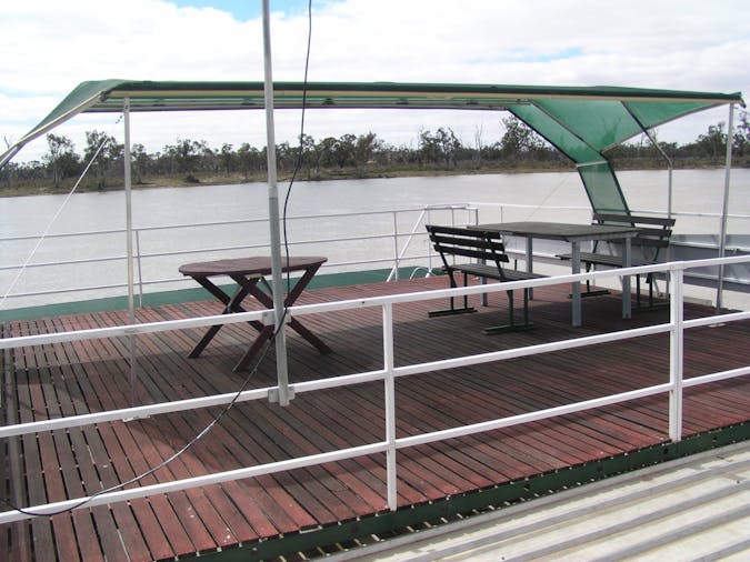 Leisure Lee Green Gold Houseboats