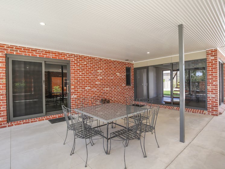 Ground Floor Entrace with Outdoor Eating Area with views of the Darling River