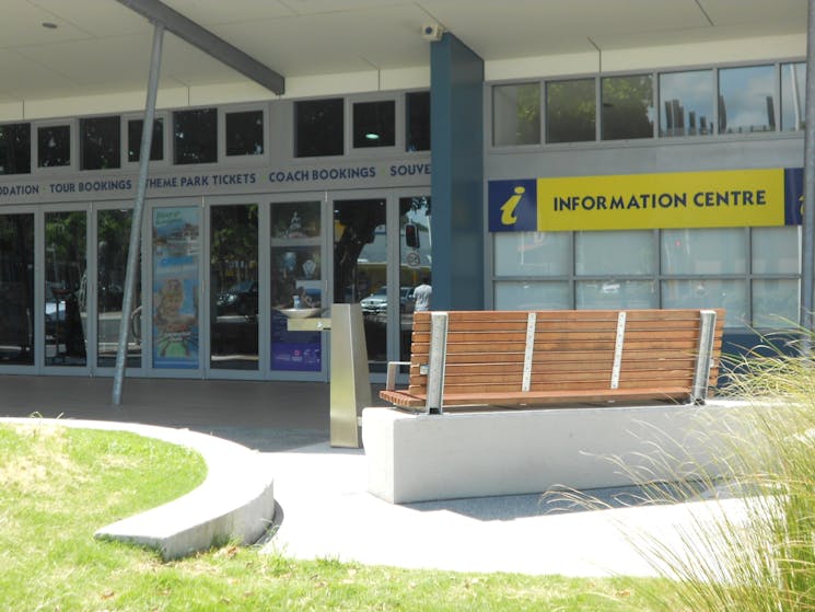 Side view Bay Street of Tweed Heads Information Centr