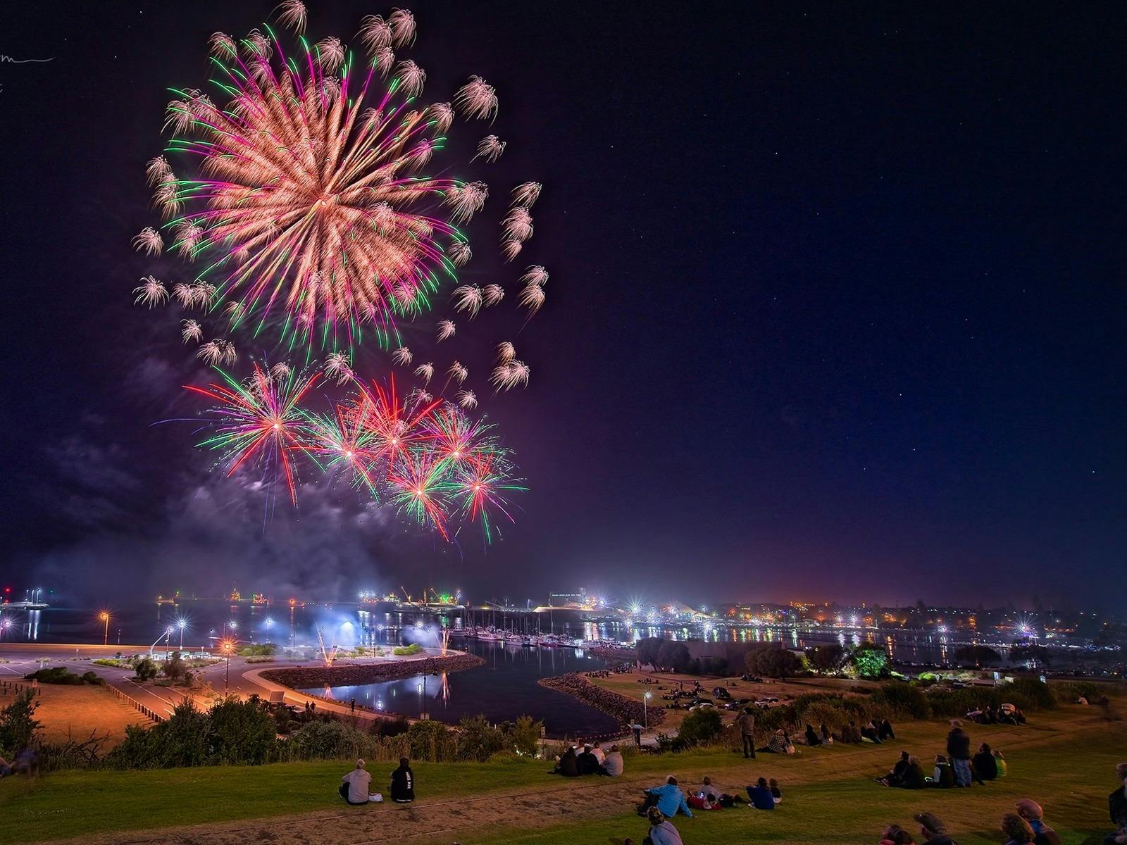 Fireworks on the Portland Foreshore