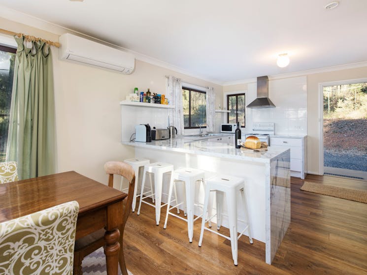 Fully equipped kitchen in the Cottage