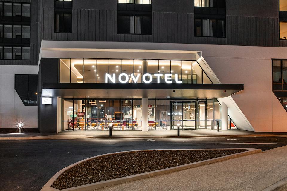 Novotel Devonport photo