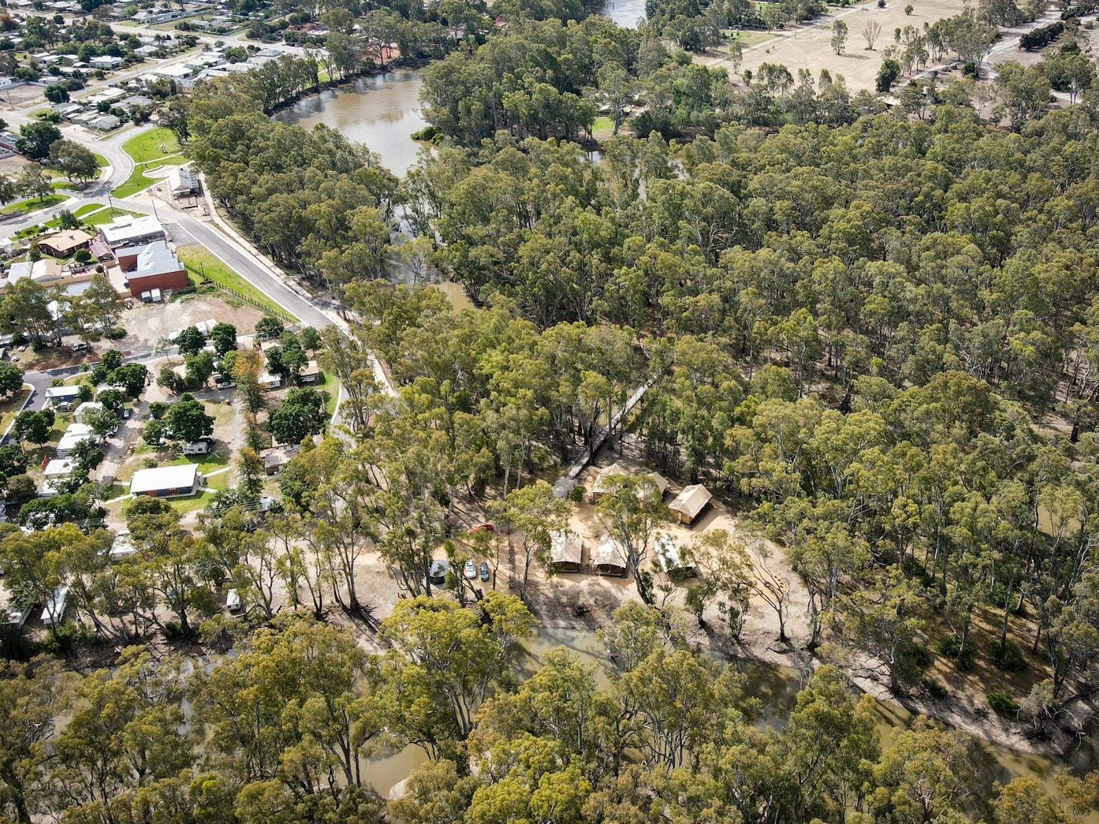 An aerial image showing Koondrook Retreat, footbridge, waterfront and township
