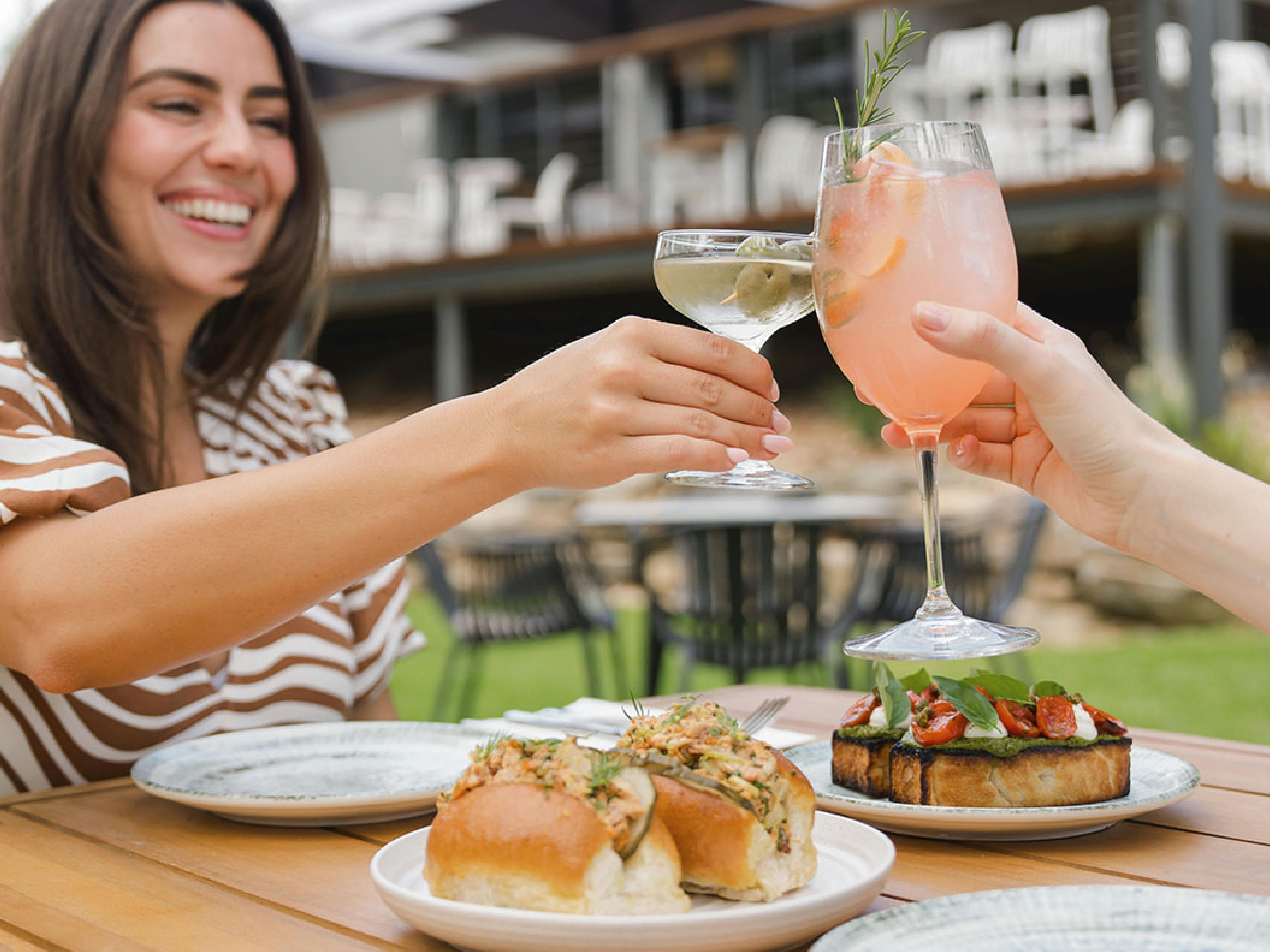 Adelaide Hills Lunch at Ambleside Distillers