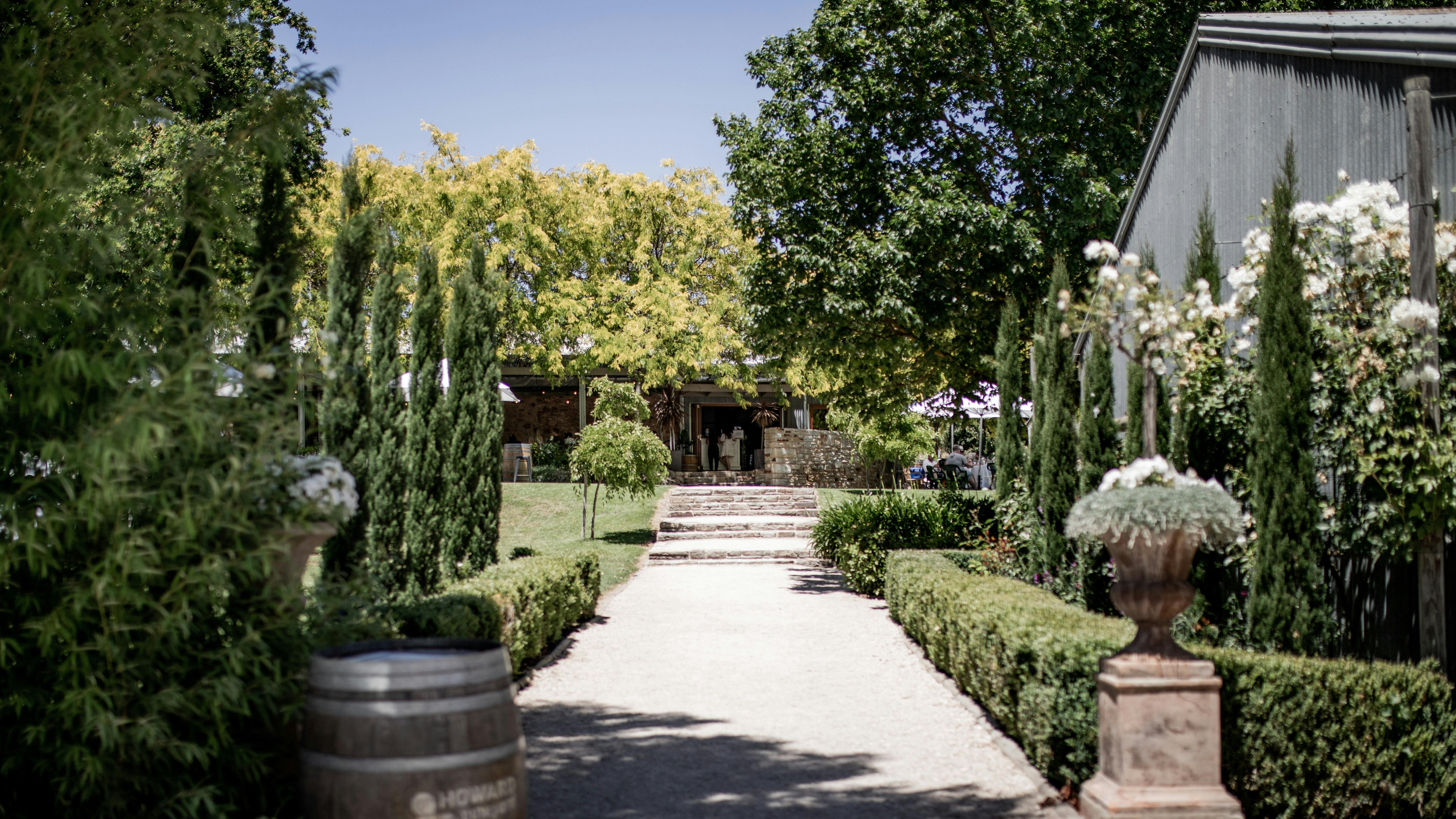 Howard Vineyard Welcome Entrance
