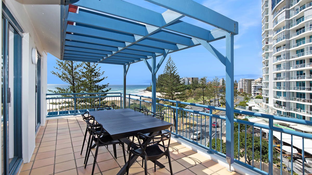 balcony balcony