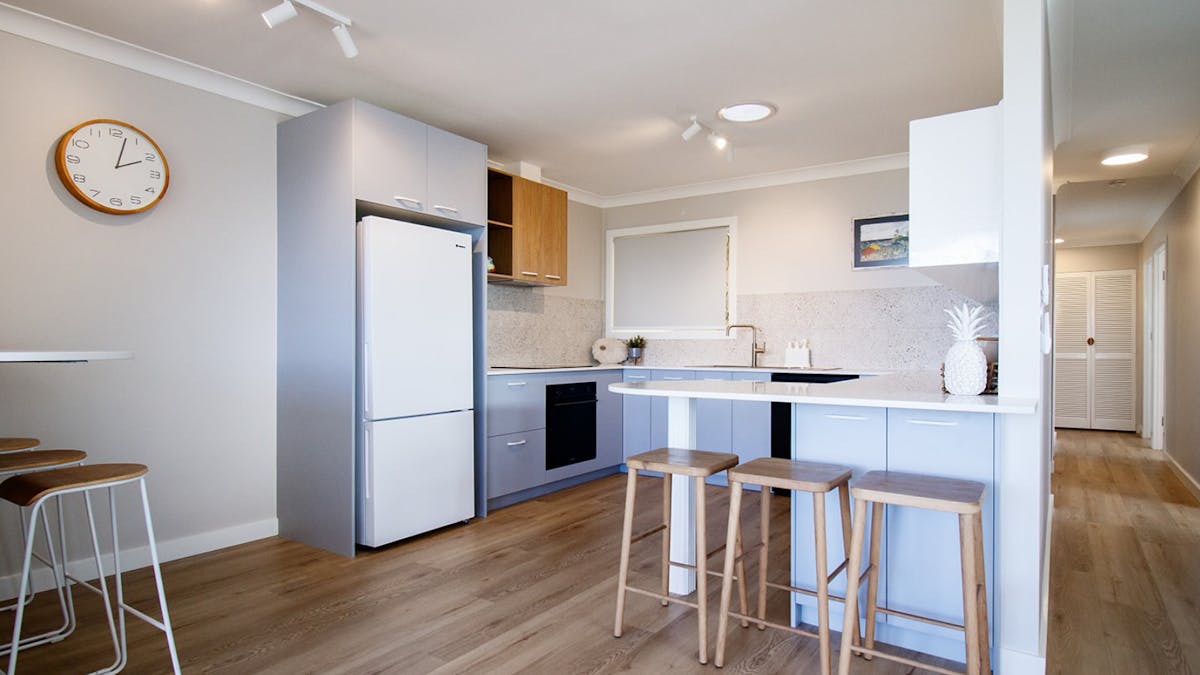 3 Bedroom unit in Bilinga - Kitchen