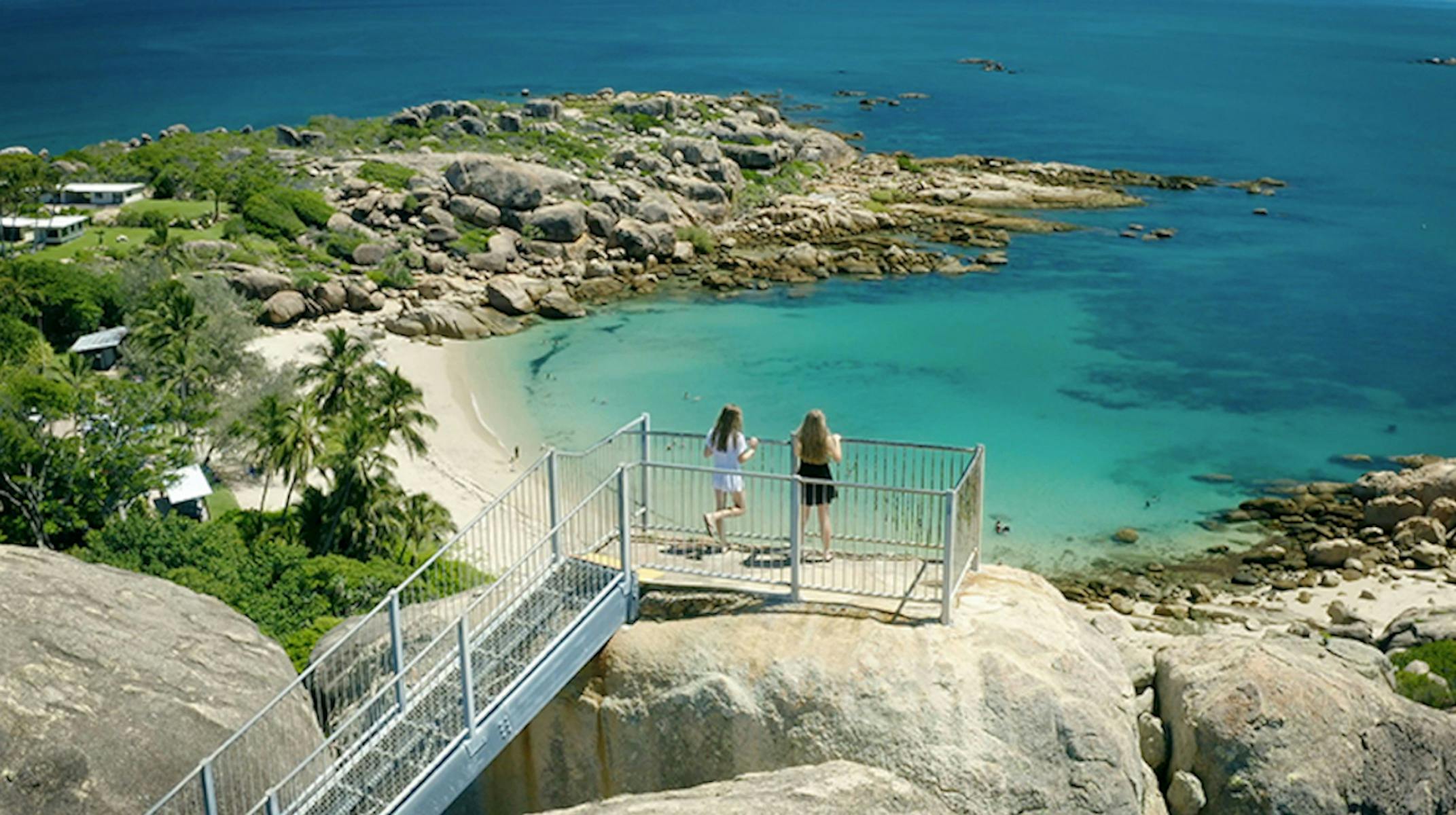 Lookout at Horseshoe bay Bowen