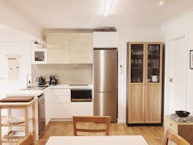 Kitchen - No oven