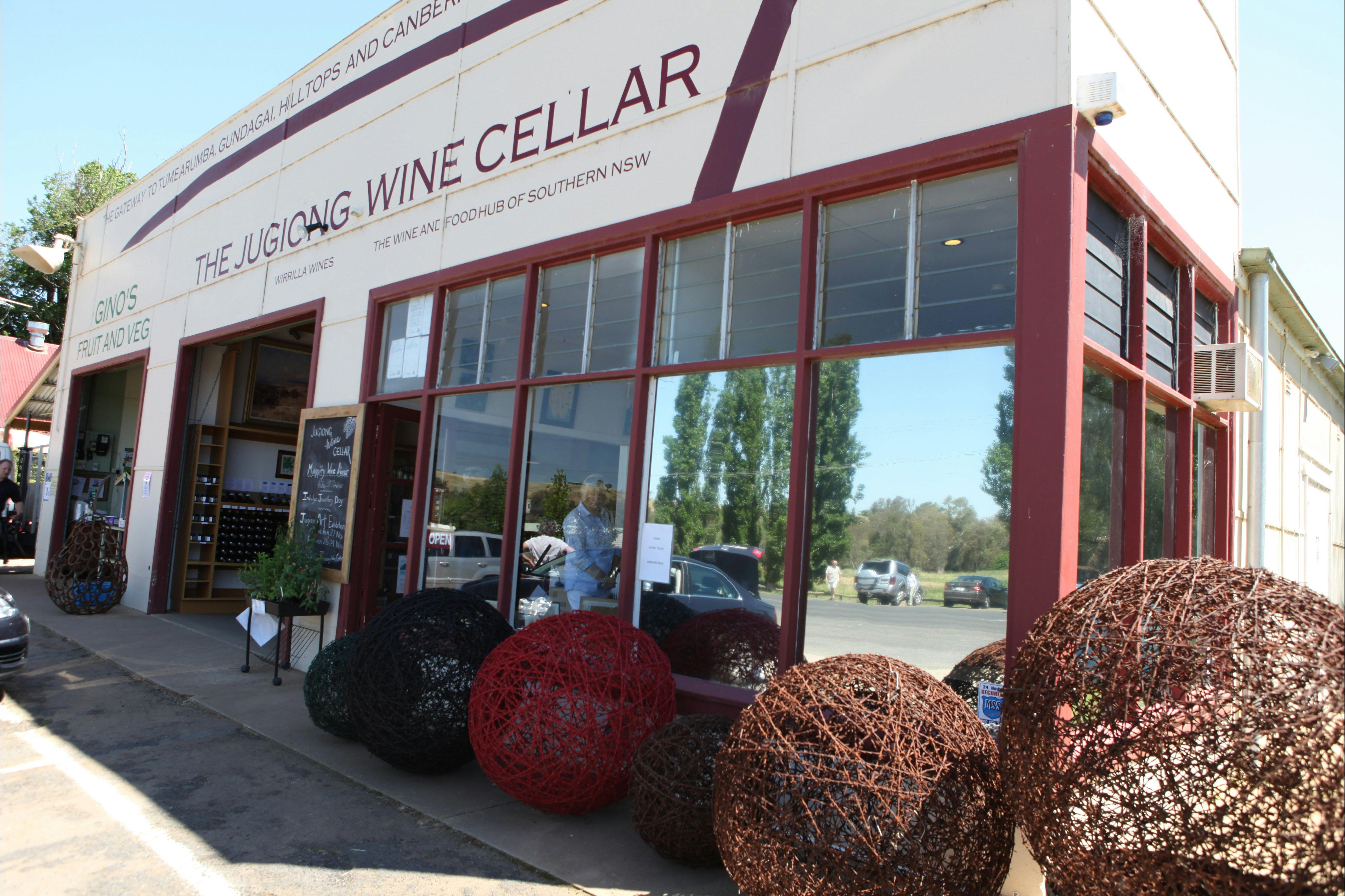 Jugiong Wine Cellar stocks local wines