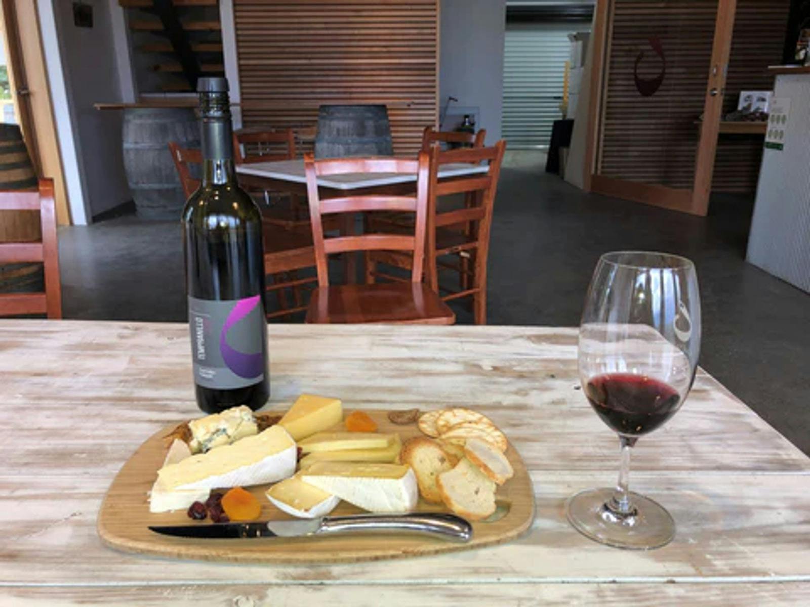 Wine and Tasmanian cheese in the Coal River Valley