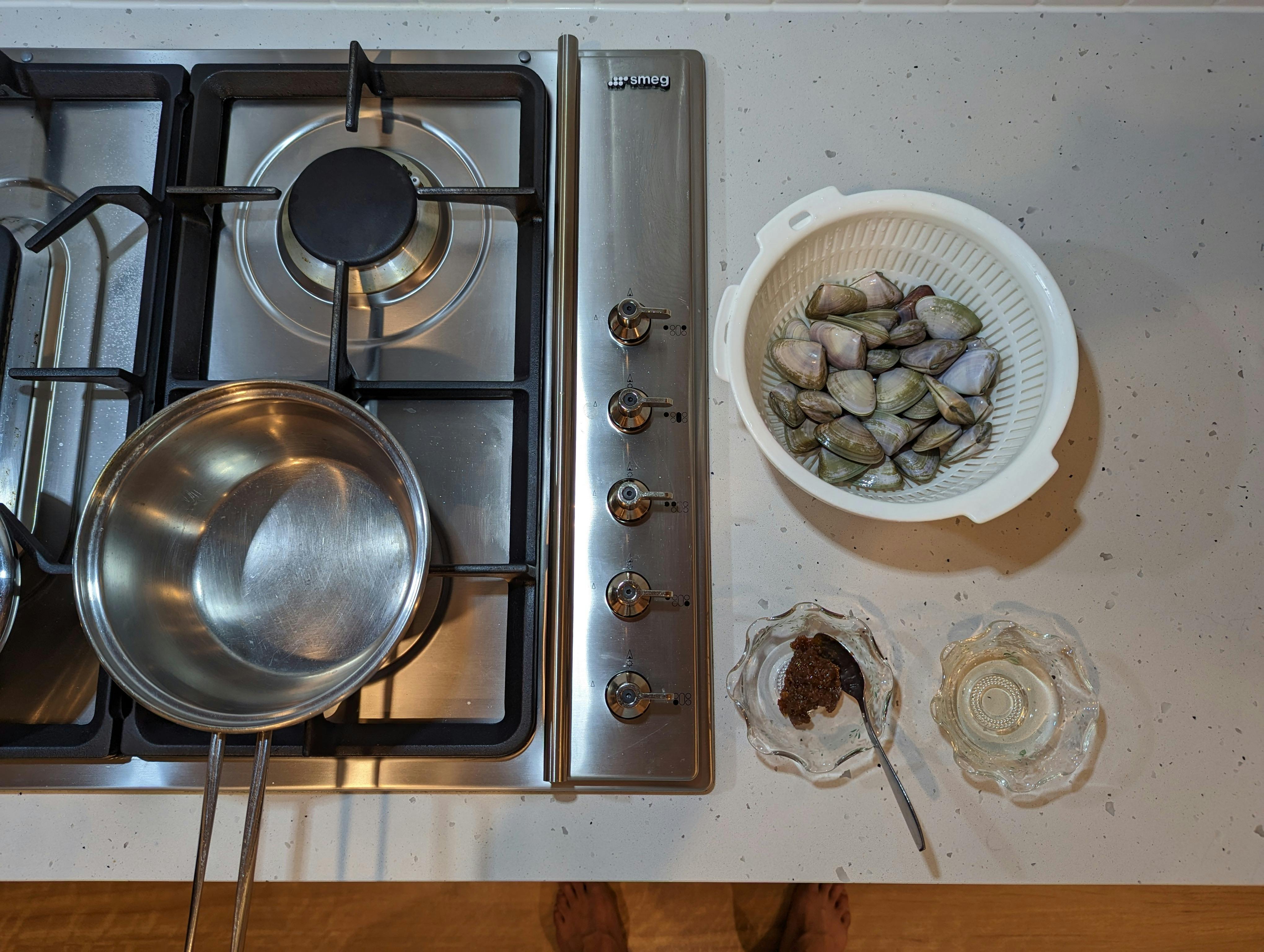 xtend the adventure by taking a bag of freshly harvested pipis home with you