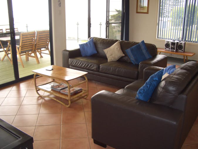 Woody's Beach House Point Turton, SA Tourism