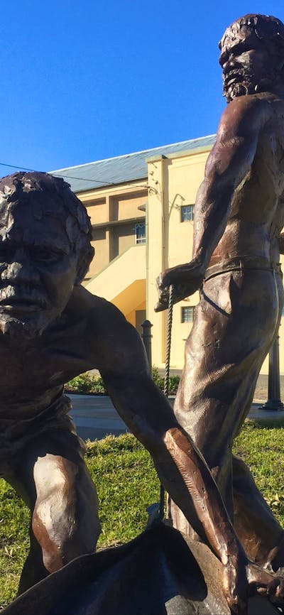 Yarri and Jacky Jacky Sculpture