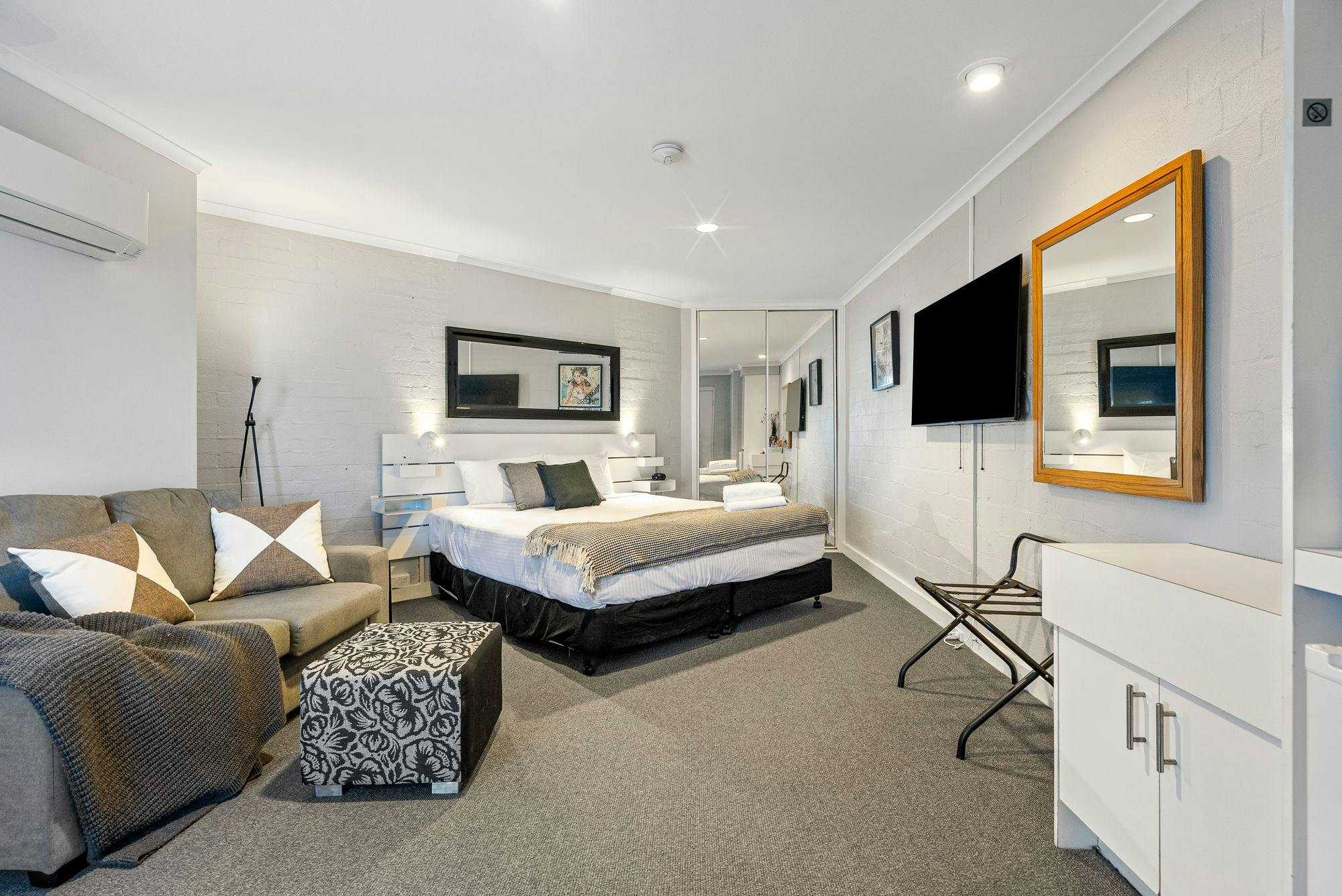 Premium King Room and Spa
