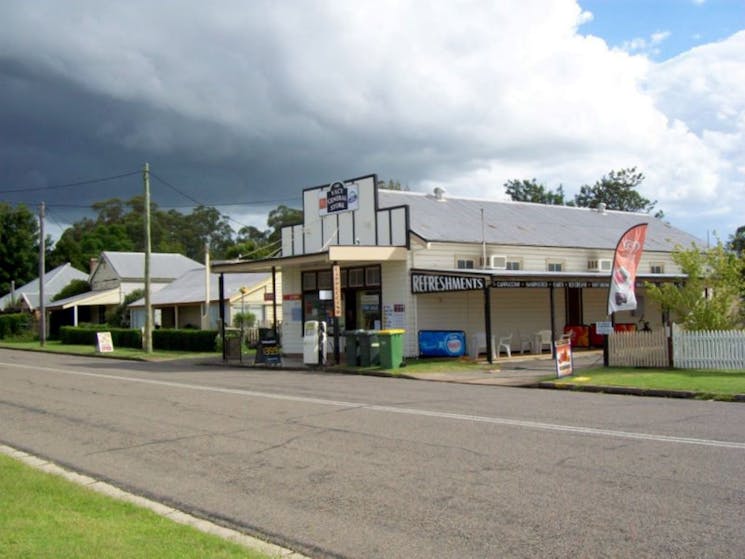 Vacy General Store