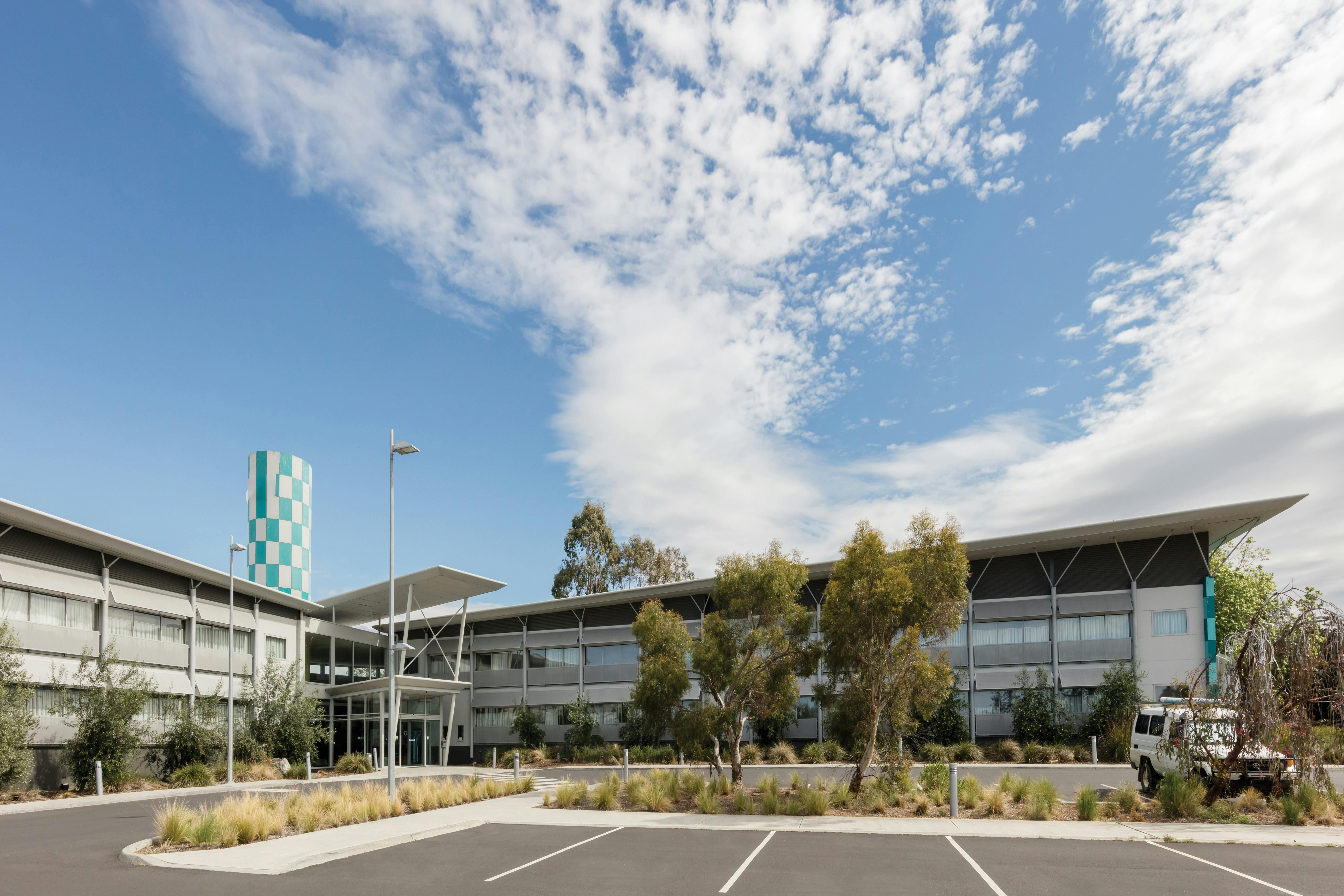 Mantra Hobart Airport