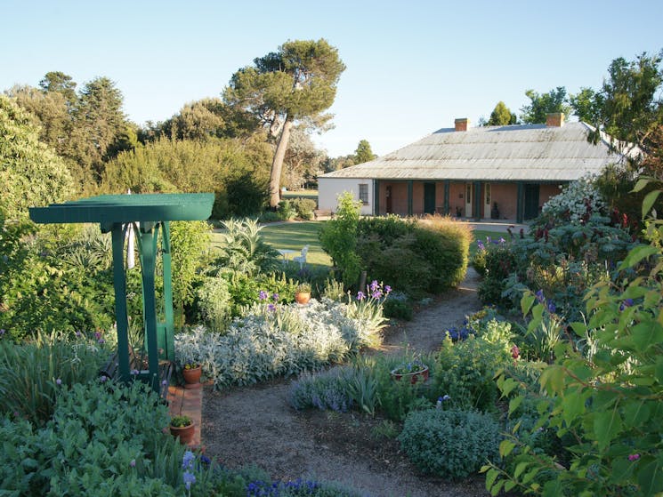 Riversdale cottage australia