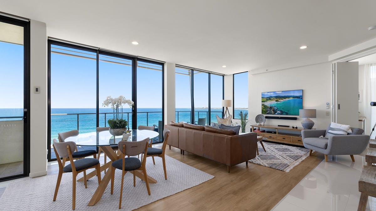 Beach on Sixth, Maroochydore - Penthouse living room