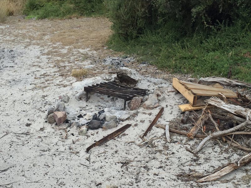 Lillies Bay Camping Ground