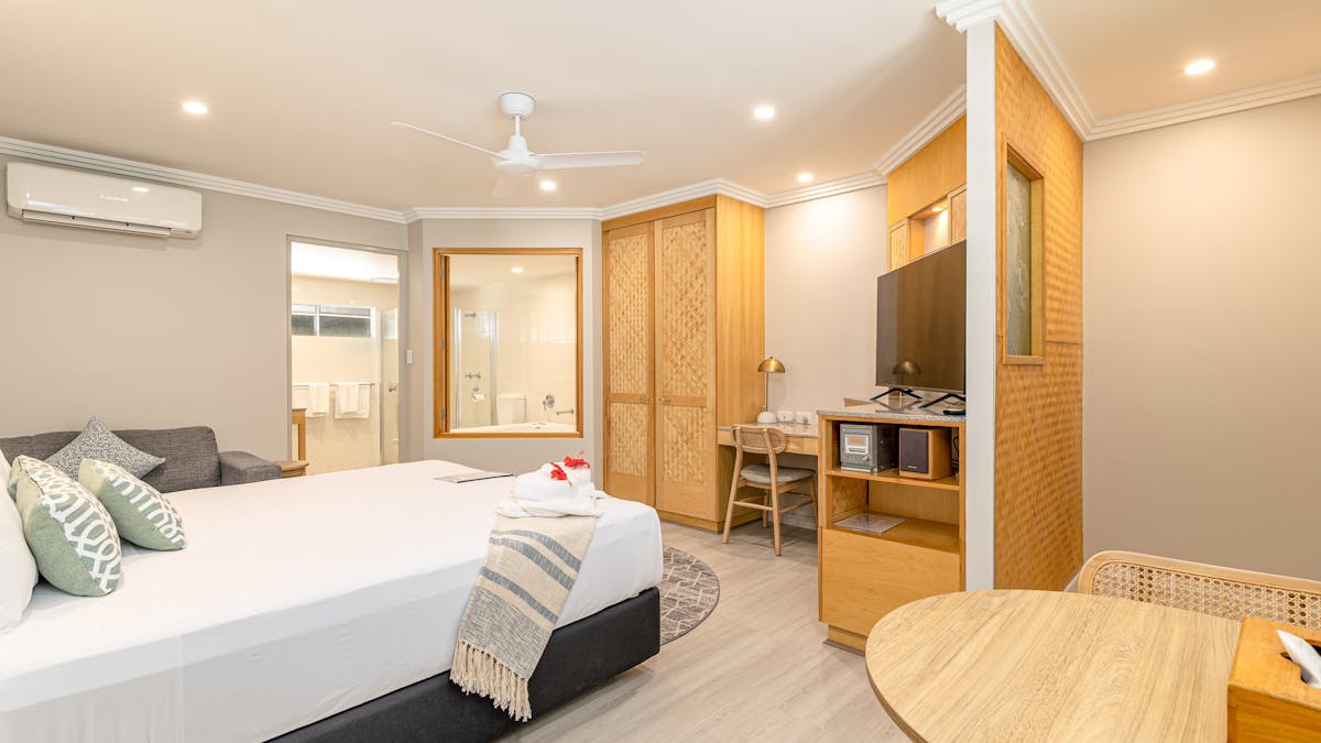 Refurbished Superior Spa Suite