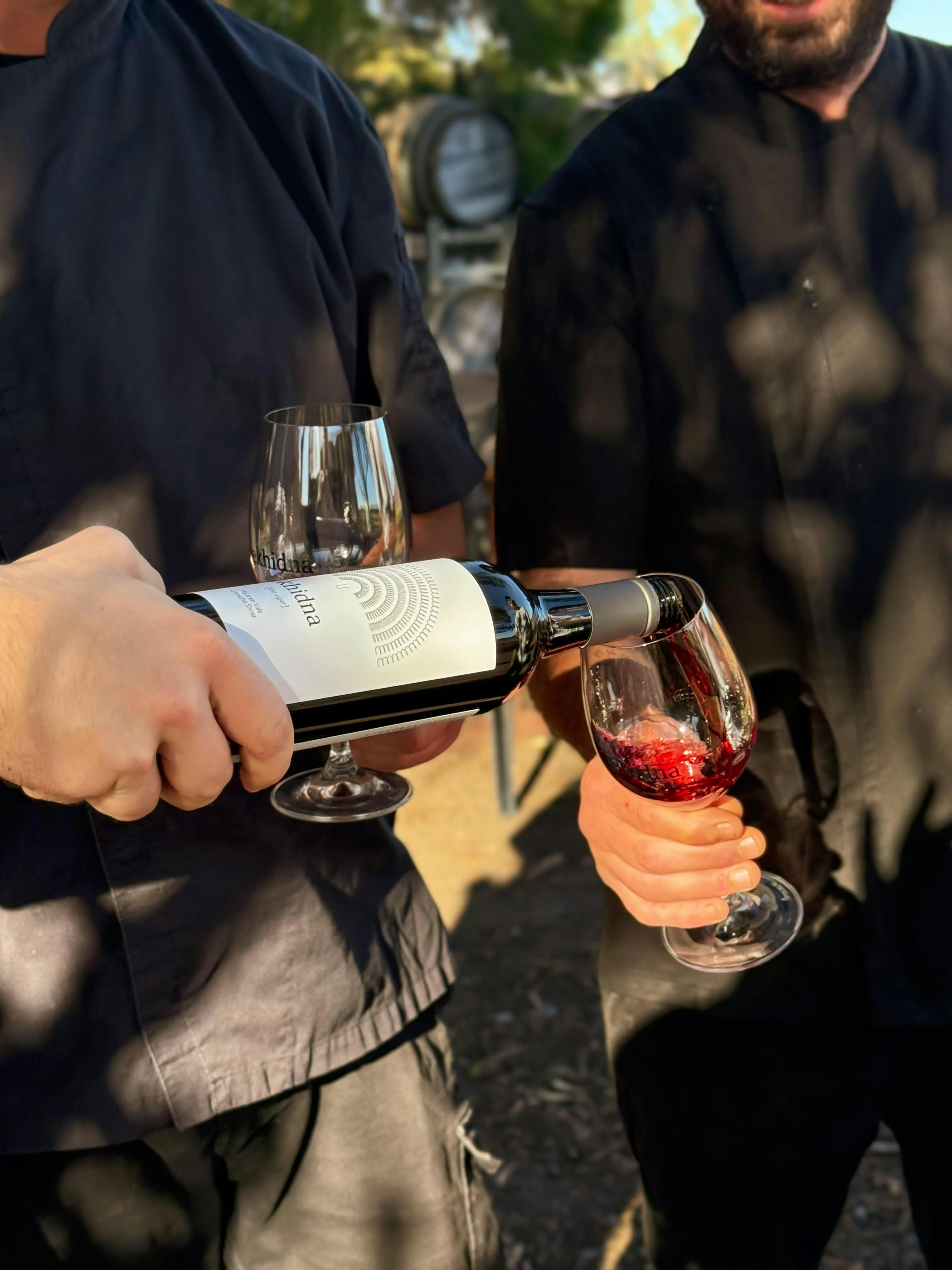 Wine pour