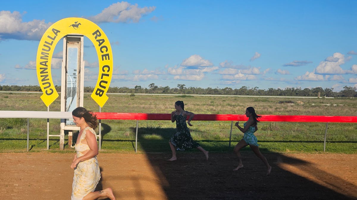 Even foot races to finish the day