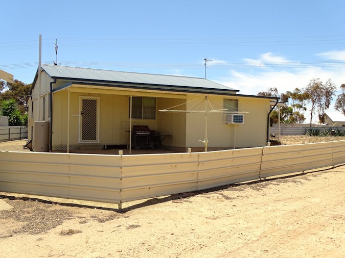 Milanas Shack