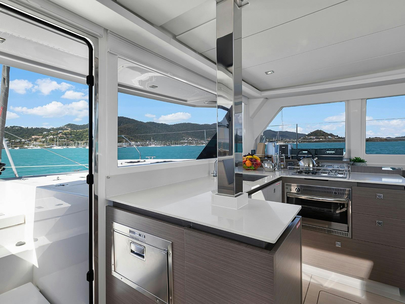 Leopard 42 - Galley and forward cockpit door