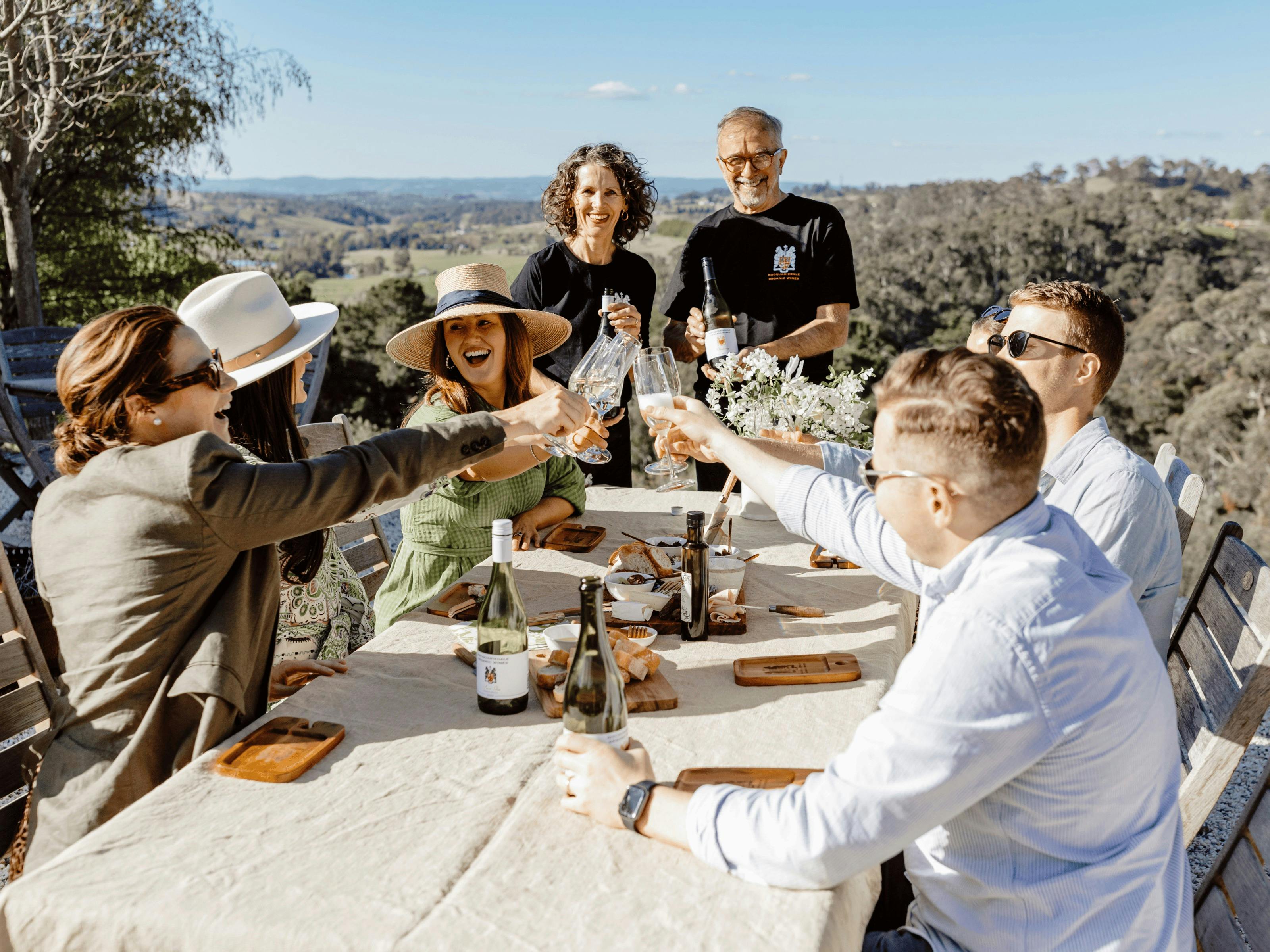 주인 Ross와 Derice와 함께하는 와인 시음회