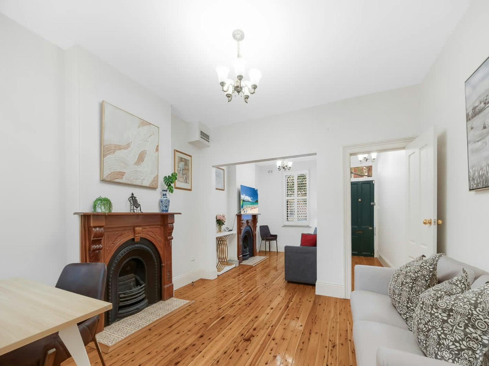 Metawise Luxury Three Bedroom Terrace