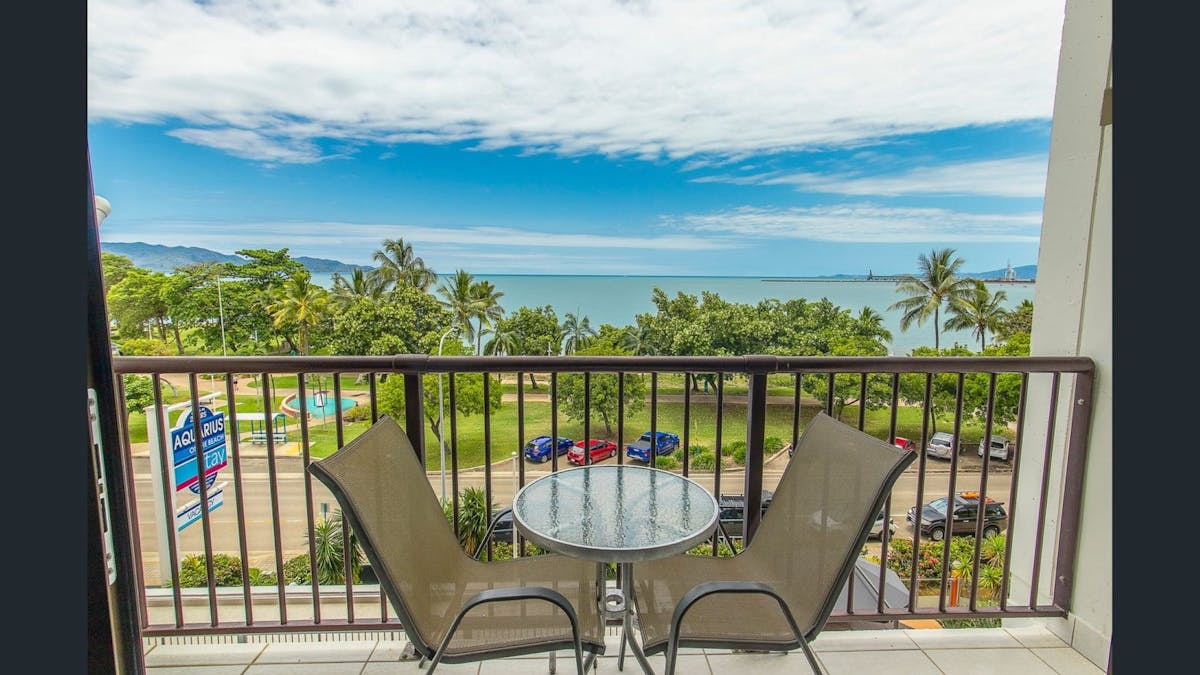 All rooms are ocean facing towards Coral Sea