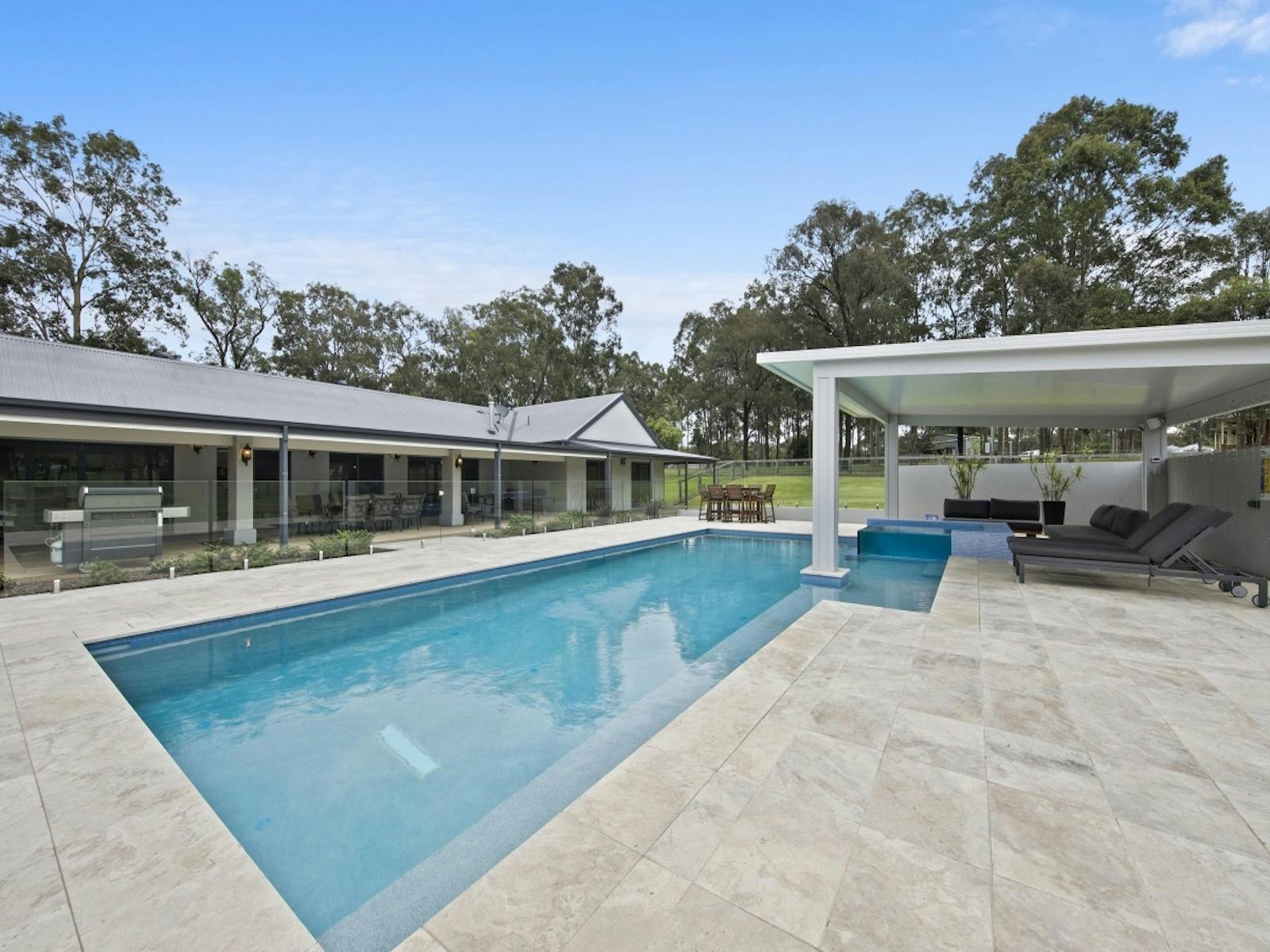 Harrison's Dream - Swimming Pool and Spa