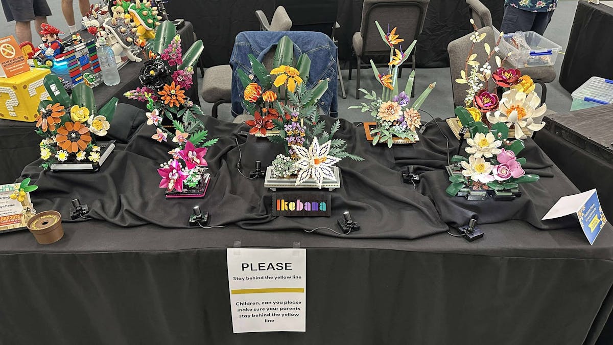 LEGO flowers