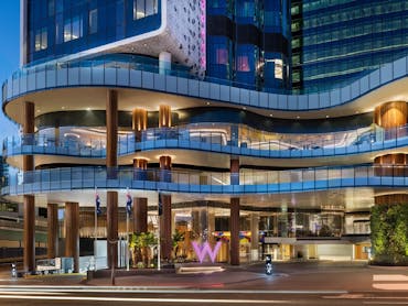 W Brisbane W Brisbane
