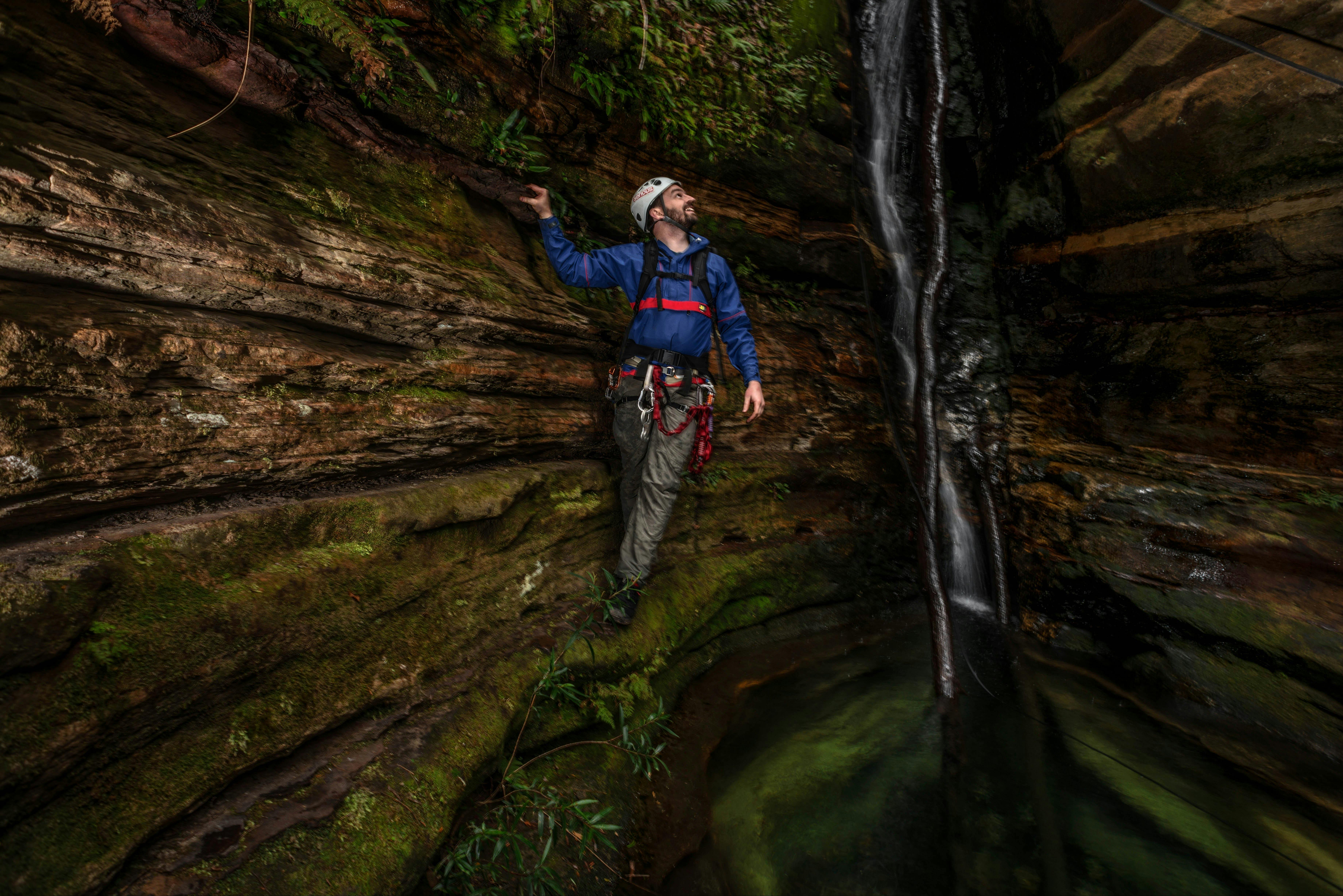 물 점프 금지 - 저글러 캐년