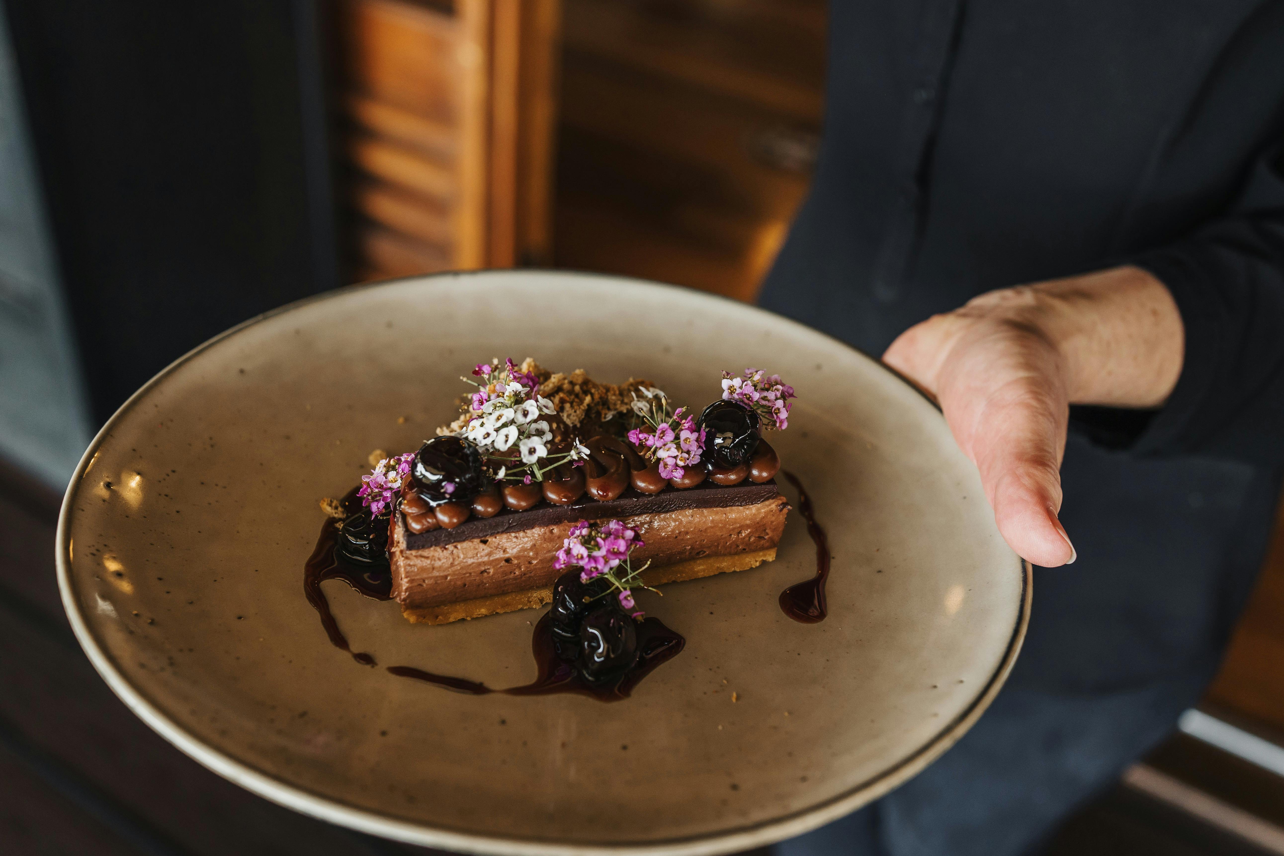 June Long Weekend @ Pauletts