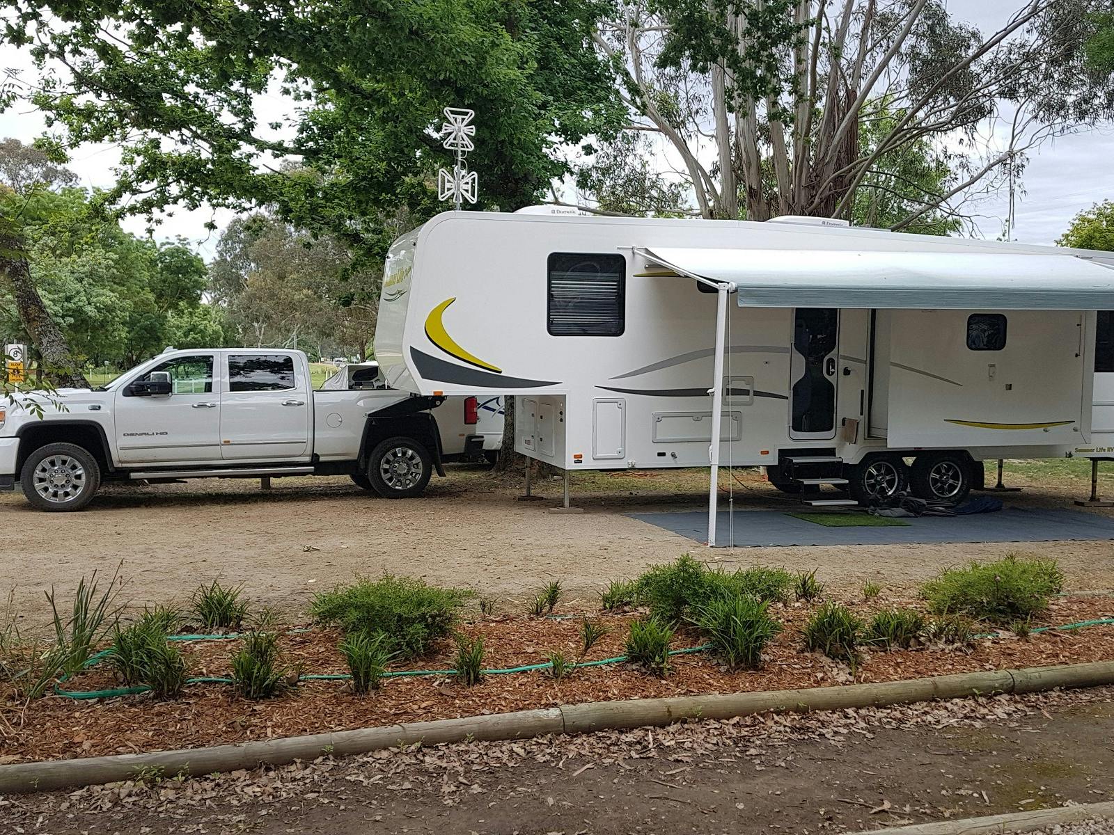 Valley View Caravan Park accommodates vehicles of all sizes