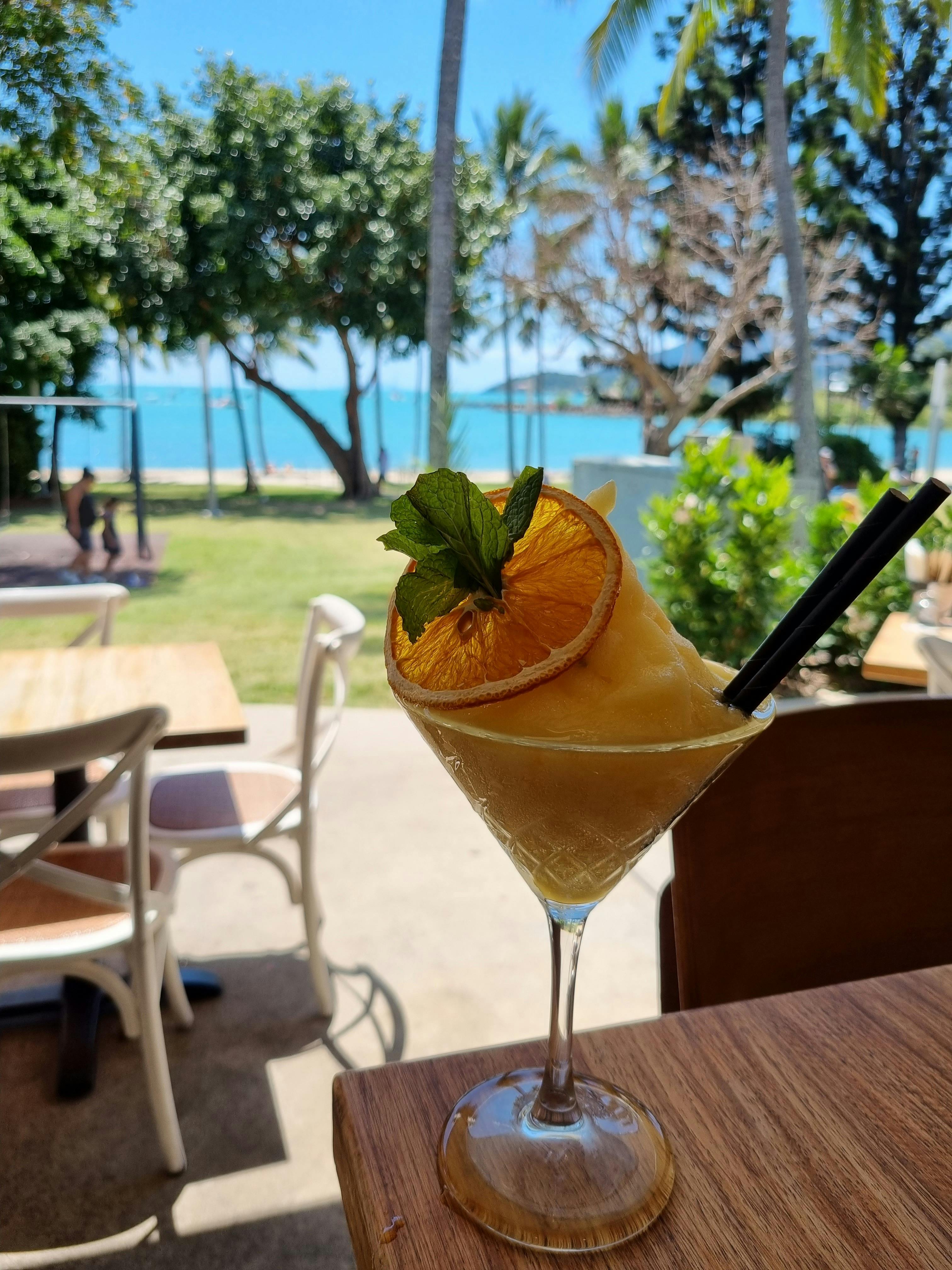 great views, delicious meals, live music