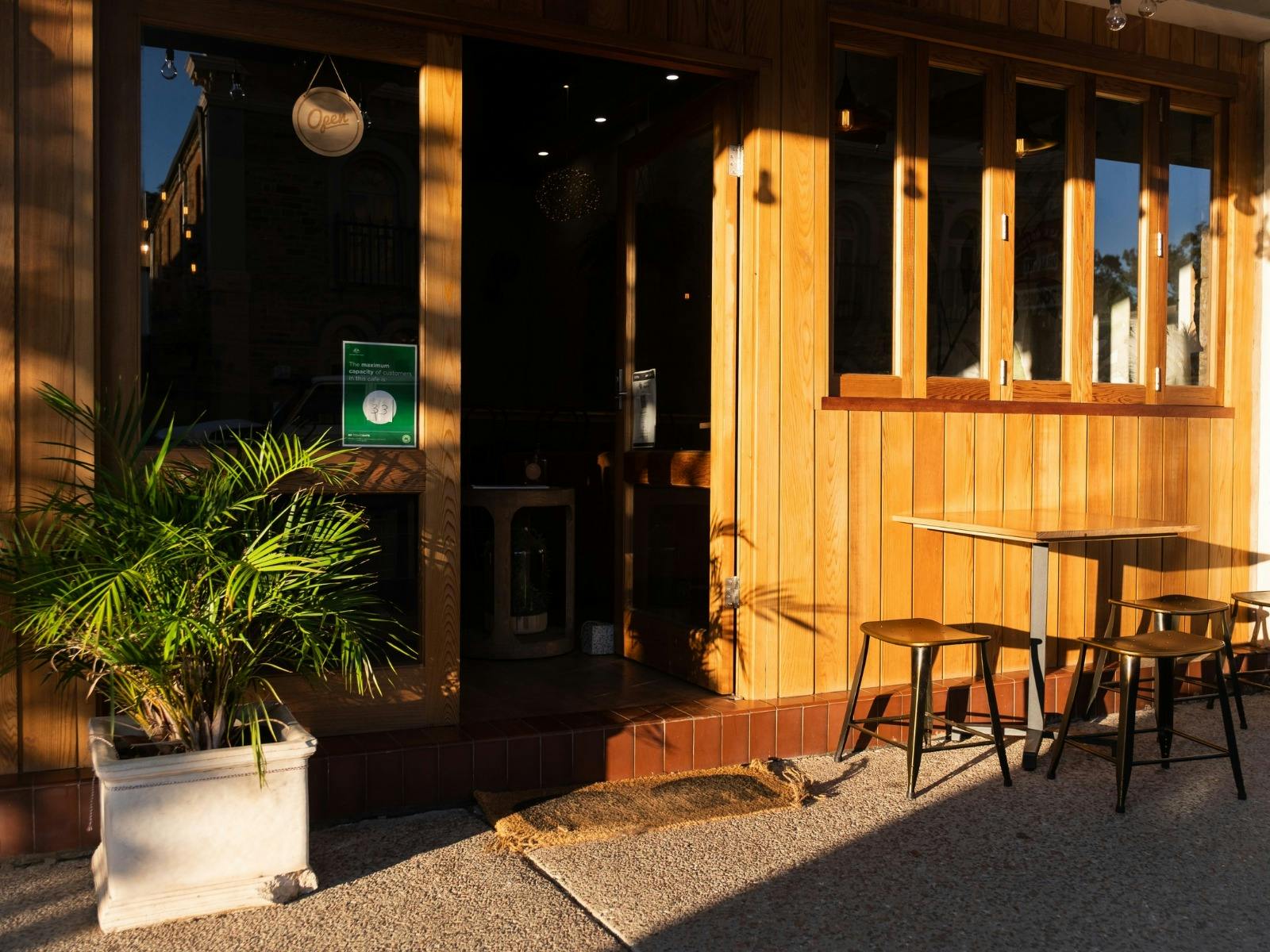 Cafe 1871 wooden exterior