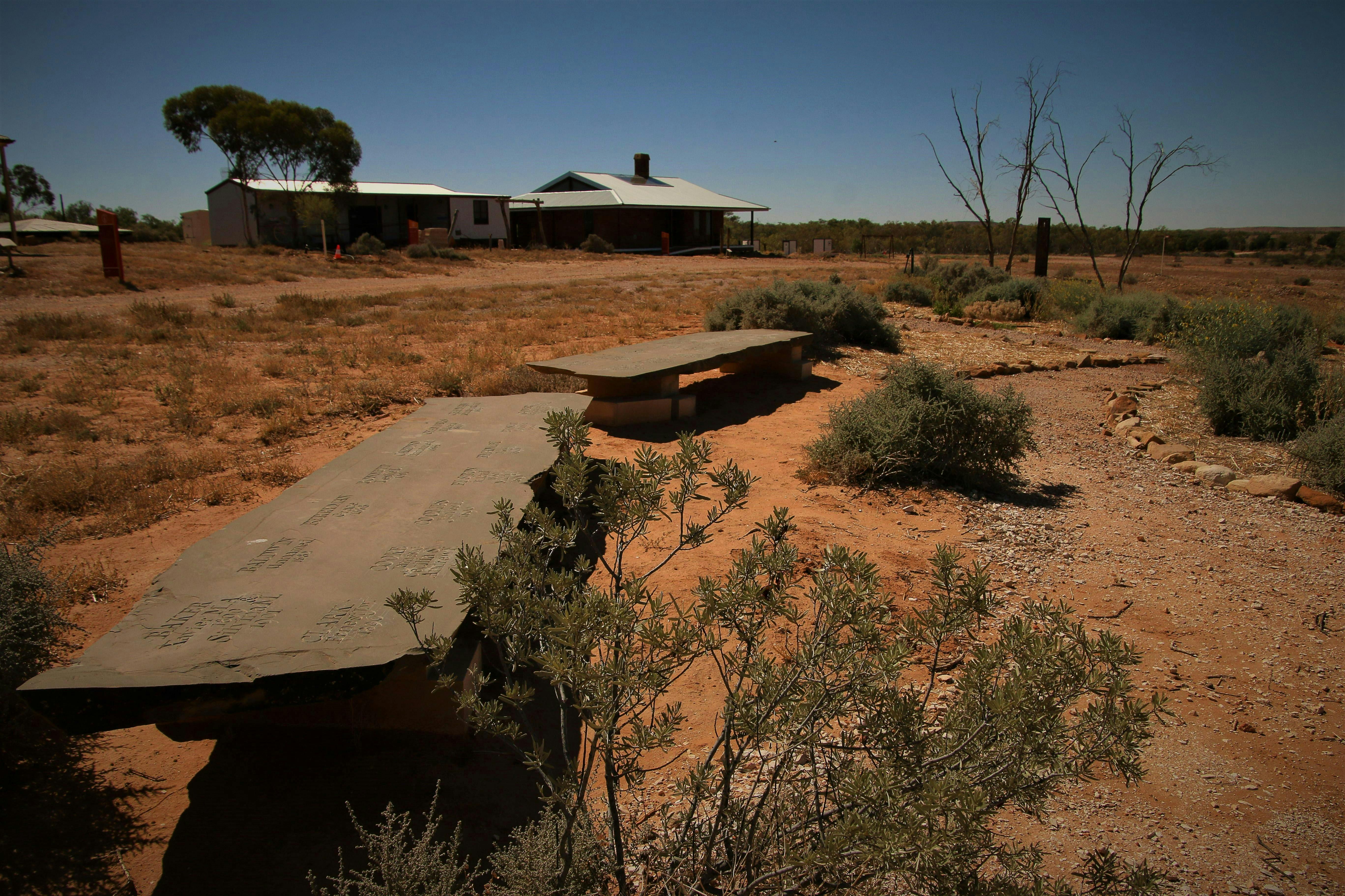 ミルパリンカ記念碑