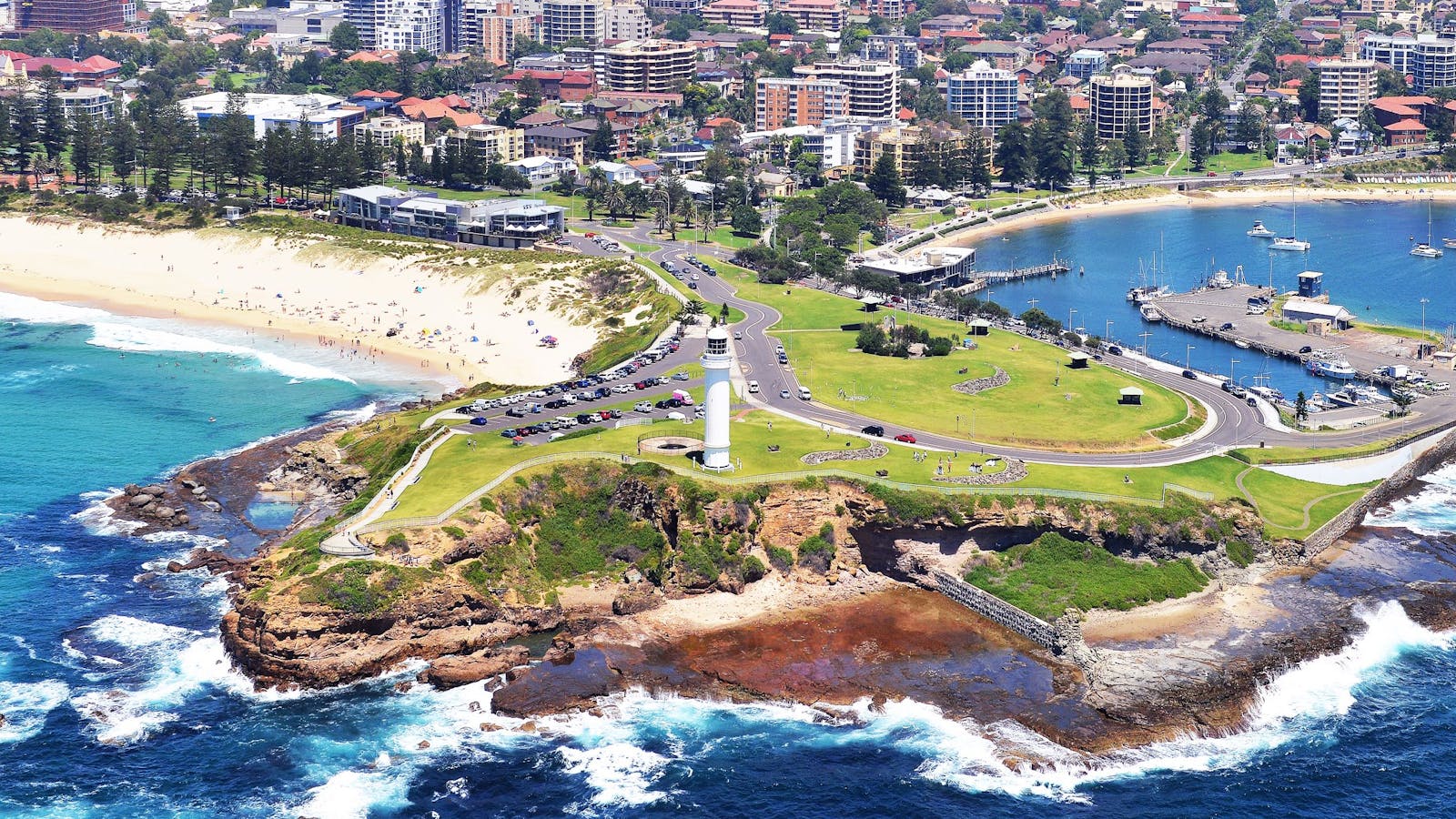 Wollongong  Harbour and Lighthouse