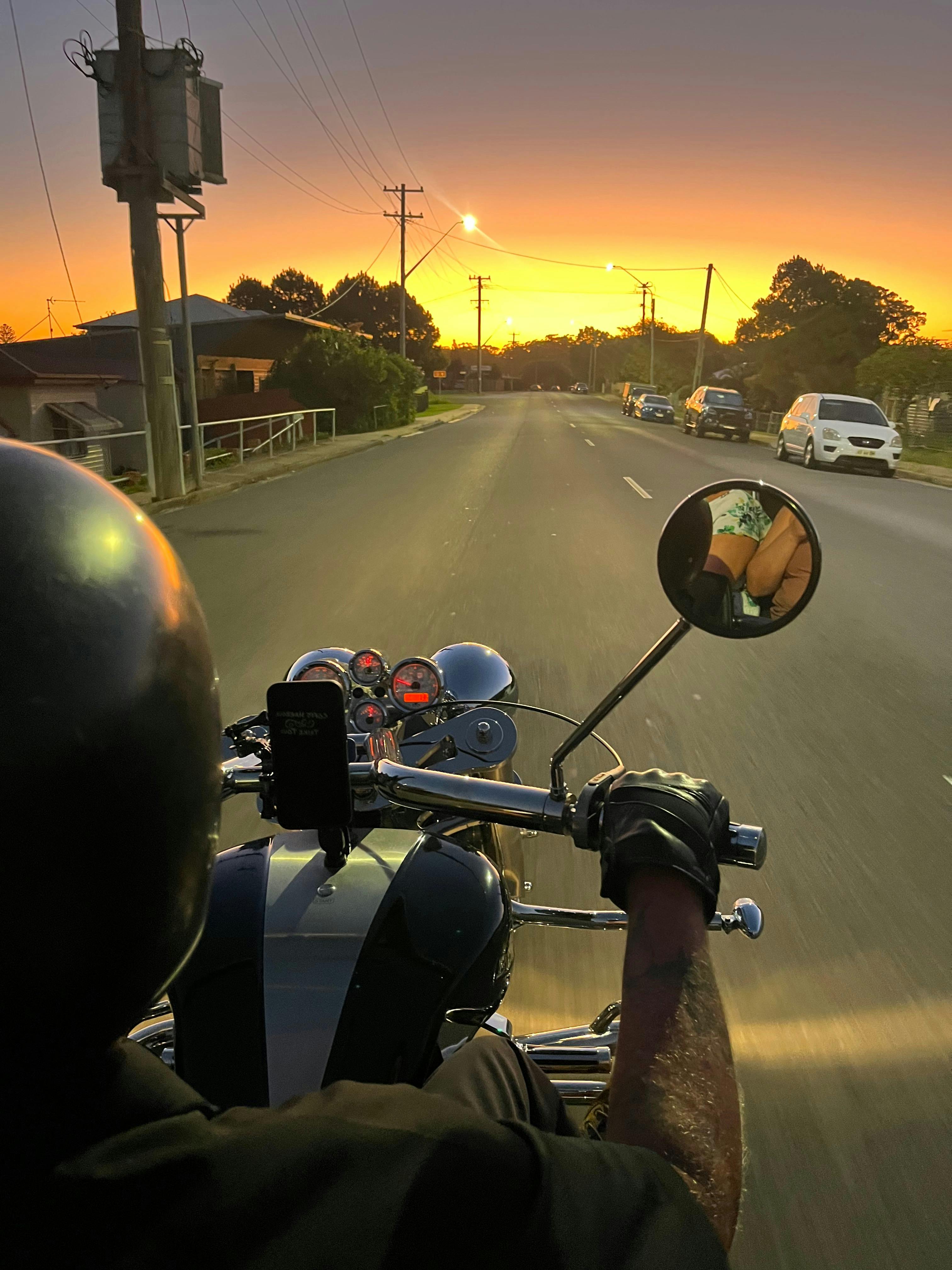 일출 또는 일몰 투어