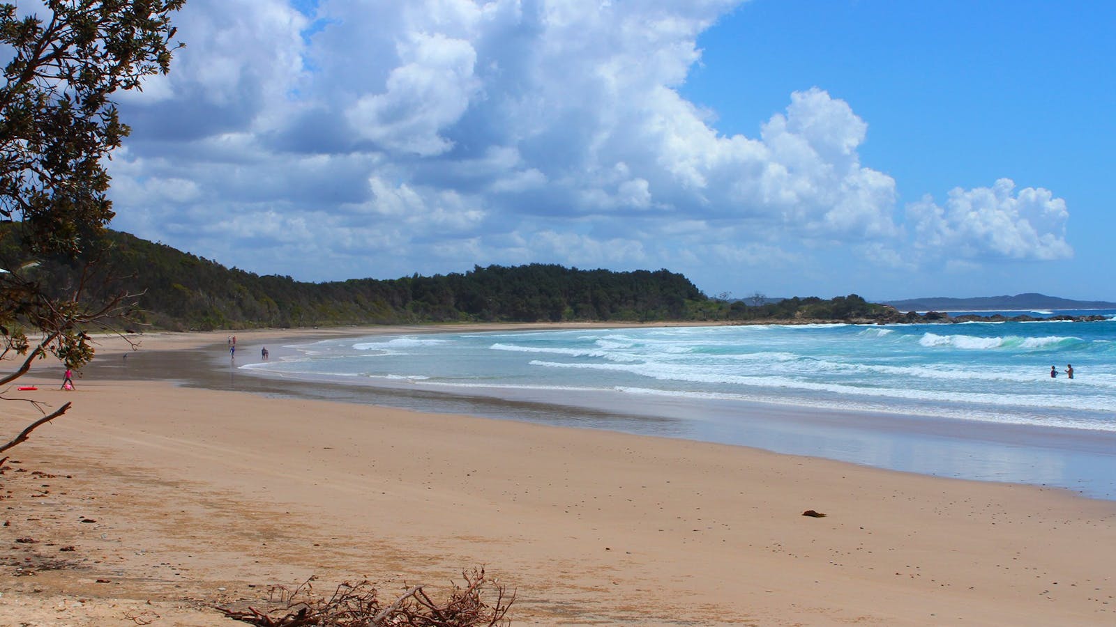 Minnie Water Beach