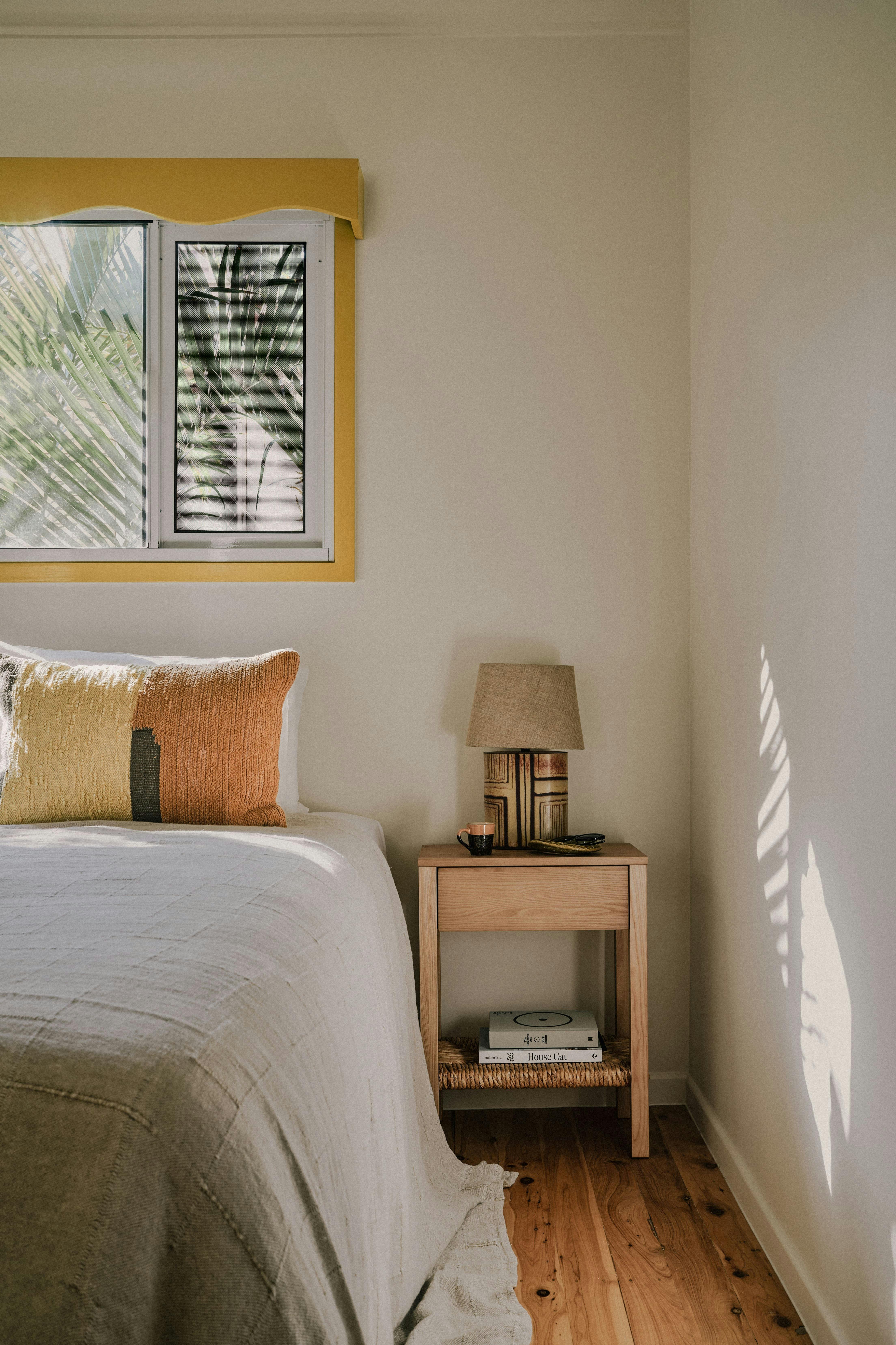 Bungalow - King single twin-share