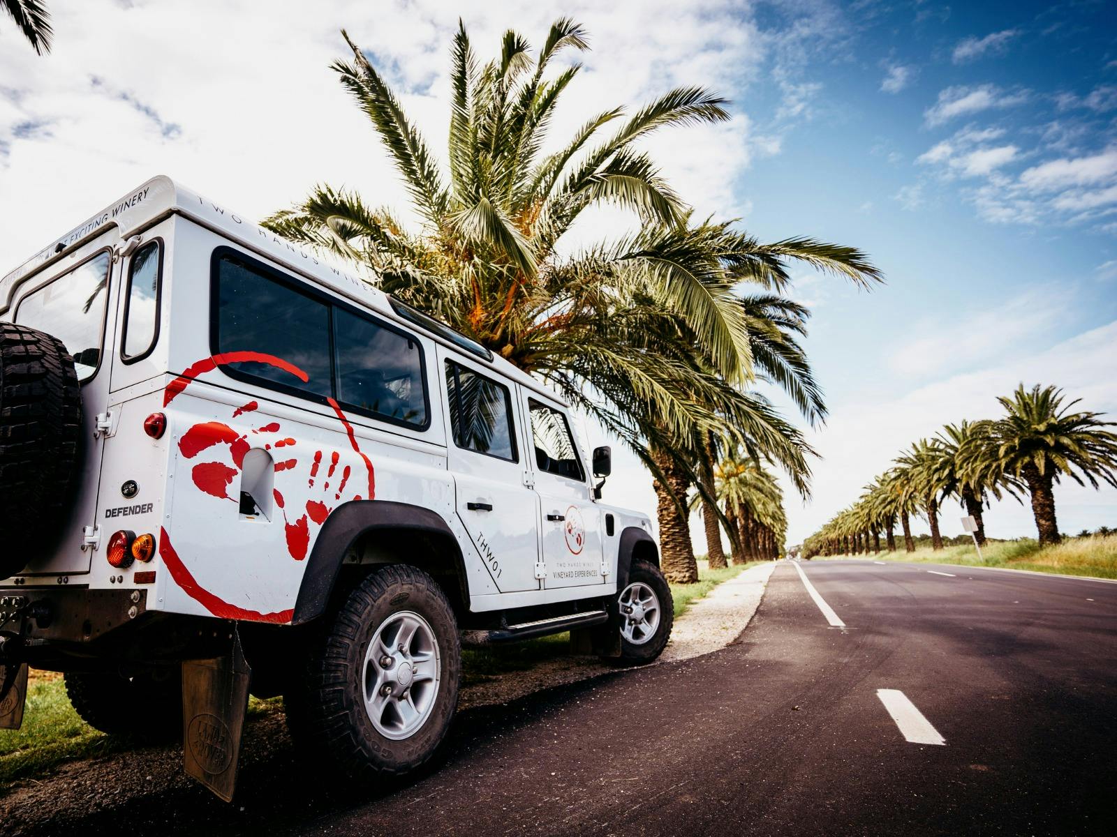 Two Hands Vineyard Tours, Defender Barossa Seppeltsfield